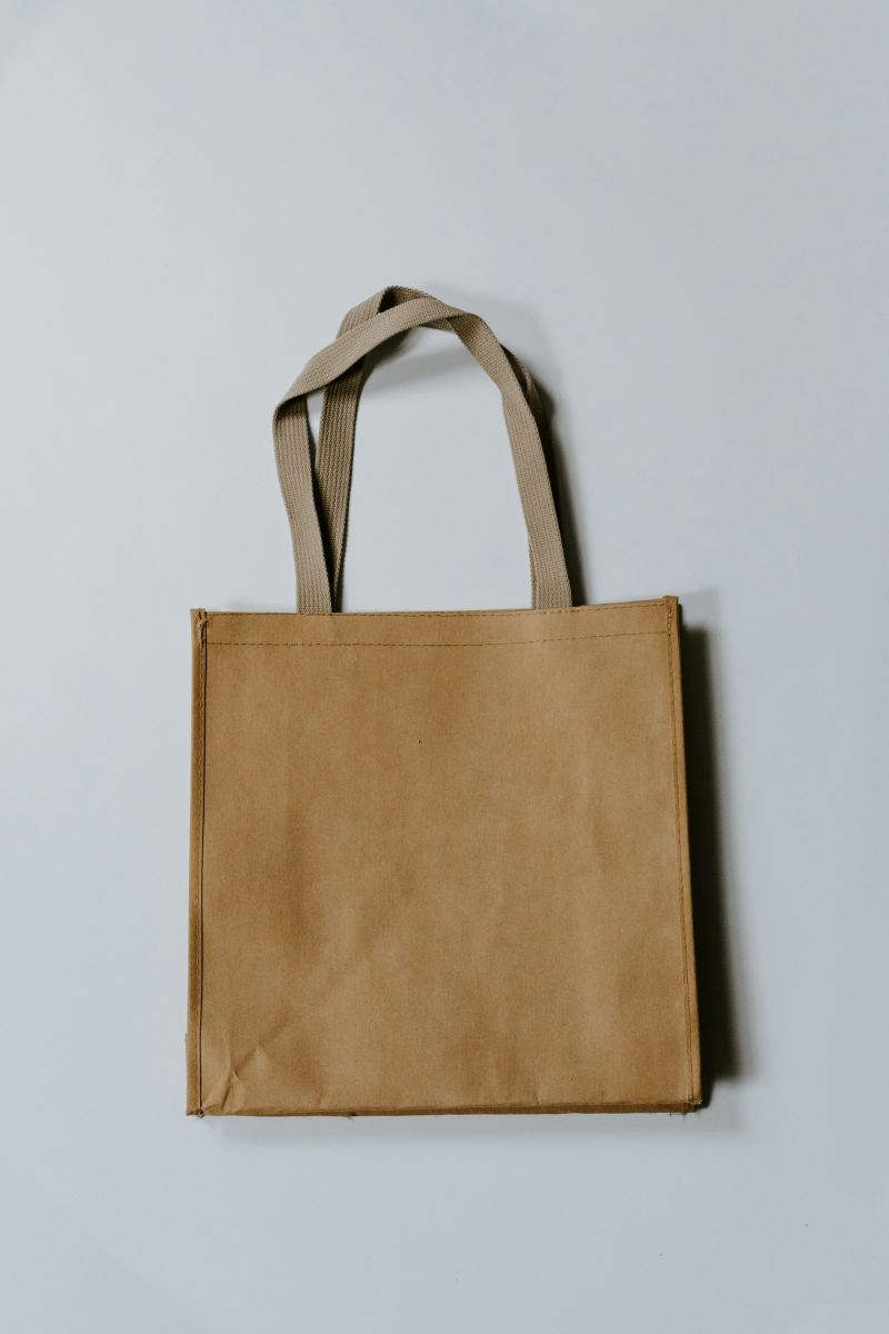 Plain carry bag suitable for branding